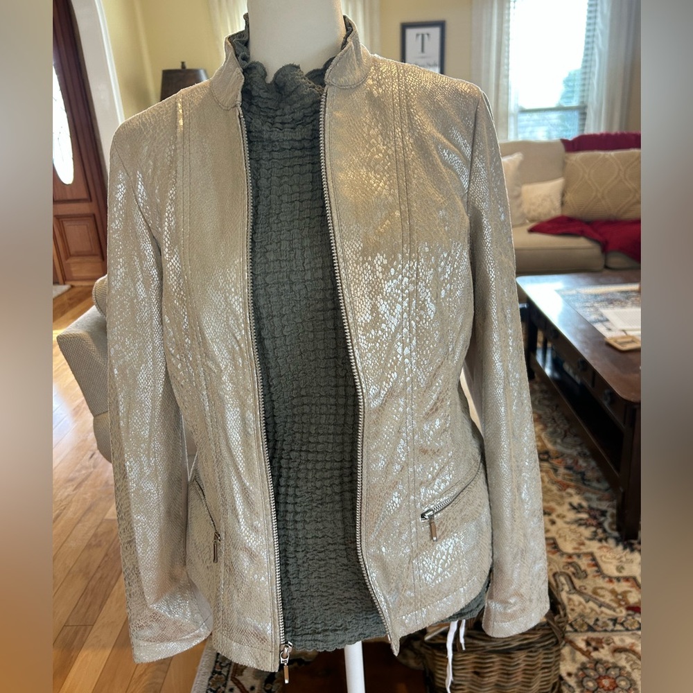NWT Chico’s Silver Metallic Snake Print Moto Jacket Sz 0/Small Party Festival